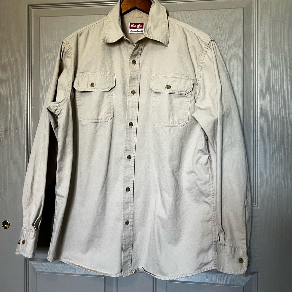 Tan Wrangler Long Sleeve Button Down Shirt Men’s M